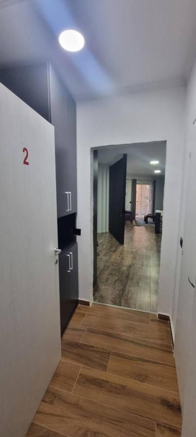 #2 Lovely Spacious 1-Bedroom Apart Tirana Exterior foto